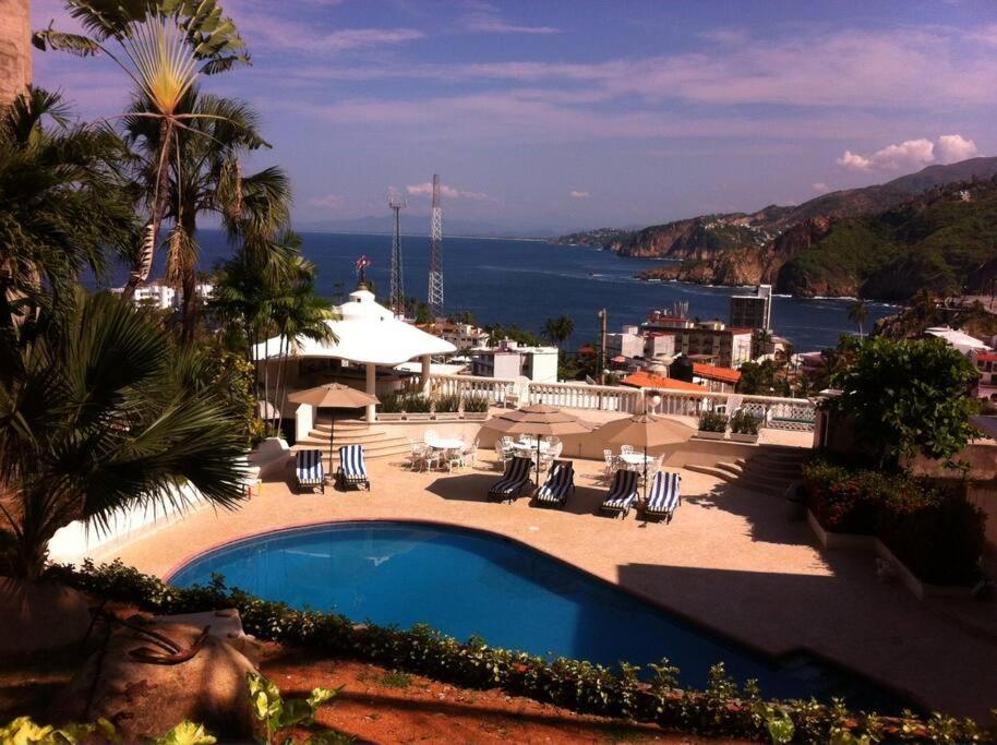 Villa Palmitas Acogedor Departamento Nivel Piscina Gigante Jardines Acapulco Esterno foto