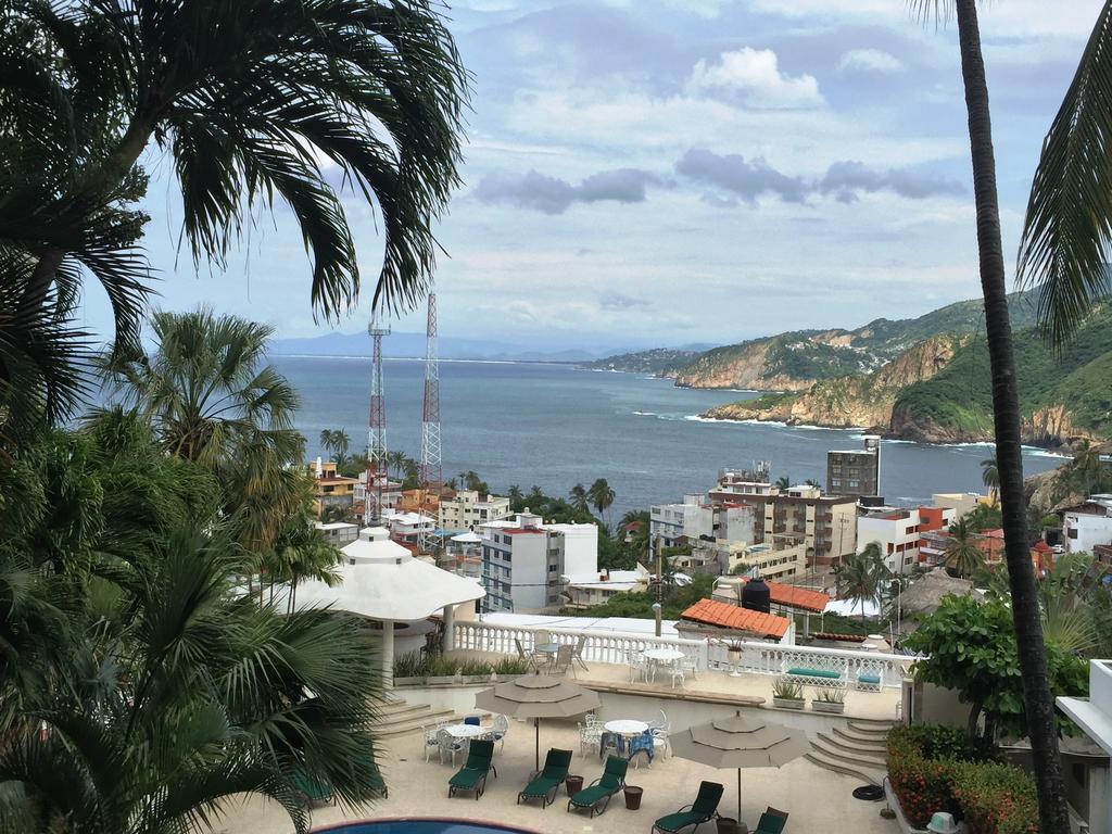 Villa Palmitas Acogedor Departamento Nivel Piscina Gigante Jardines Acapulco Esterno foto