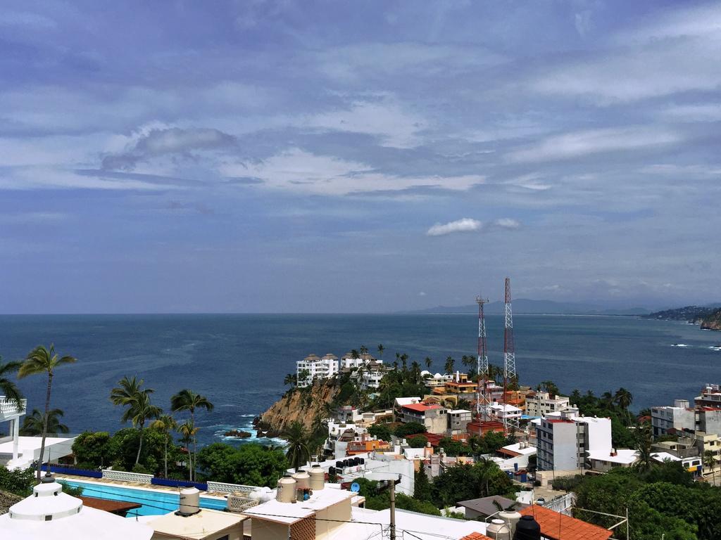 Villa Palmitas Acogedor Departamento Nivel Piscina Gigante Jardines Acapulco Esterno foto