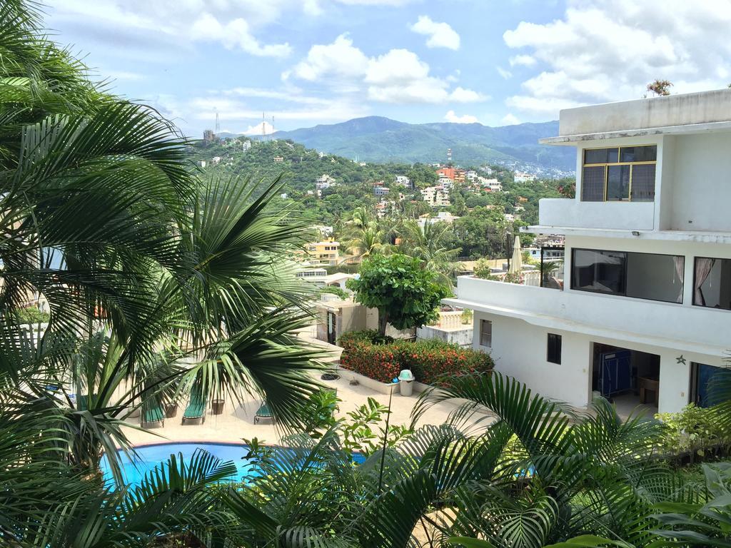 Villa Palmitas Acogedor Departamento Nivel Piscina Gigante Jardines Acapulco Esterno foto