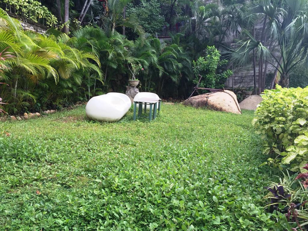 Villa Palmitas Acogedor Departamento Nivel Piscina Gigante Jardines Acapulco Esterno foto