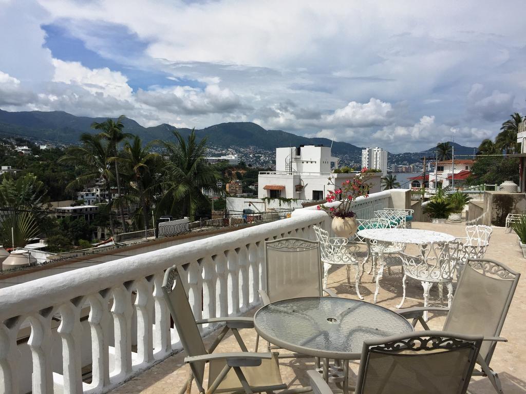 Villa Palmitas Acogedor Departamento Nivel Piscina Gigante Jardines Acapulco Esterno foto